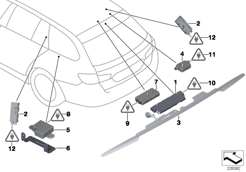 Детали разнесенной антенны для BMW F11 535d N57Z (схема запчастей)
